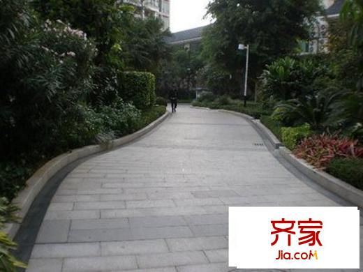 景湖灣畔別墅外景圖 