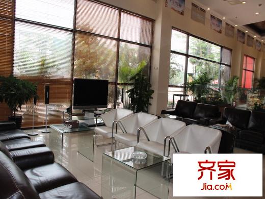 新世紀(jì)領(lǐng)居三期銷(xiāo)售中心（2013-4-27）