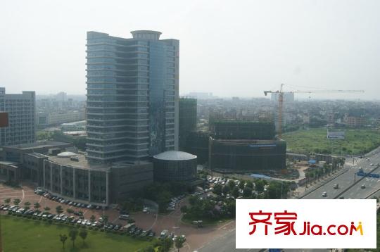 遠大城市廣場項目800米處大朗商會大廈