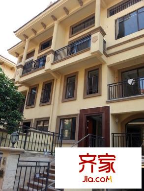 皇庭一號(hào)別墅外景圖 