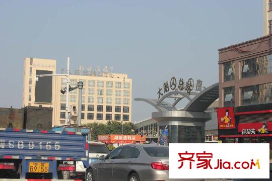 松湖朗悅往前1500米的大朗總站