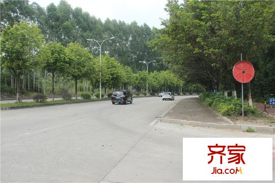 華庭明月居周邊環(huán)境（2015-9-16）