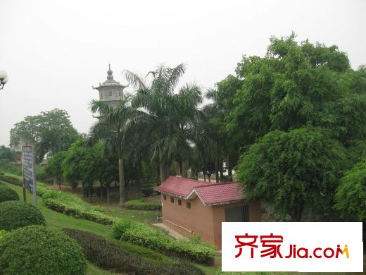 盈拓御江項(xiàng)目對面濱江公園