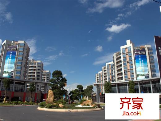 新世紀(jì)上河居小區(qū)實景（2010-04-27）