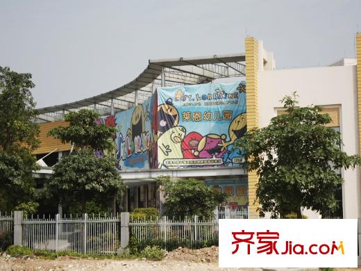 富盈加州陽光對(duì)面100的萊恩幼兒園