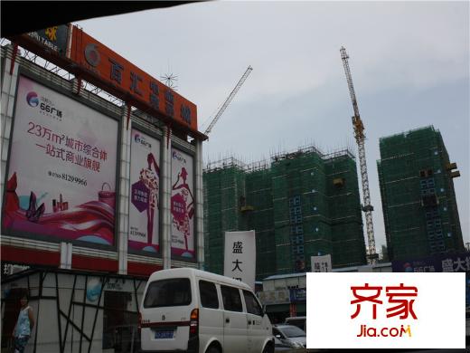 漢邦66廣場項(xiàng)目外立面（2014-8-30）