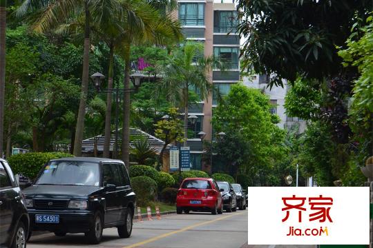 碧河四期水云天公館小區(qū)實(shí)景圖（2015-4-8）