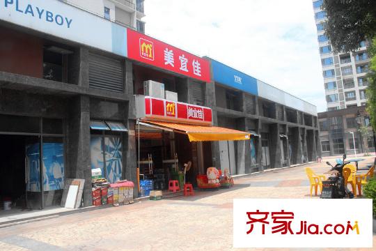新世紀上河居小區(qū)配套（2015-7-30）