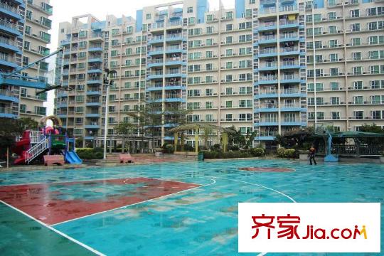 金田花園花域小區(qū)籃球場(chǎng)