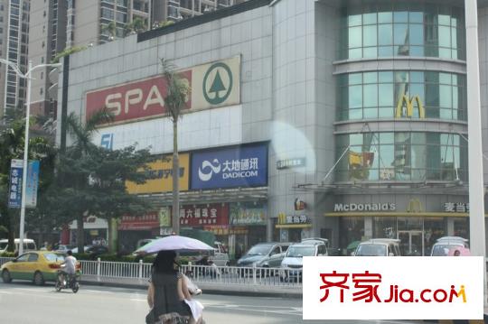 金達(dá)錦繡東方項(xiàng)目800米范圍內(nèi)嘉榮商場(chǎng)