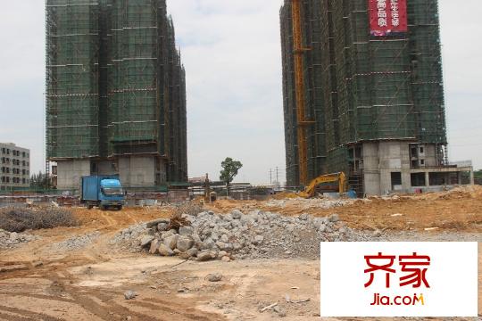 東江華府工程進度圖（2015-7-13）