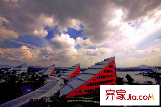 錦繡山河三期東南方向100米松山湖管委會(huì)