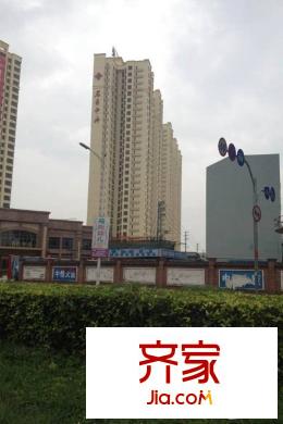 名巨中央花園樓棟（2015-03-25）