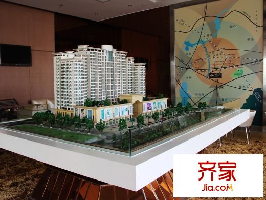 聯(lián)冠廣場(chǎng)銷(xiāo)售中心（2013-1-31）