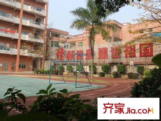 鼎峰源著南城區(qū)陽(yáng)光第七小學(xué)