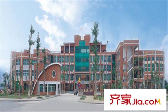 觀嶺高爾夫半山塘廈第三小學(xué)