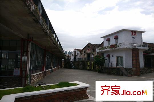 富通自在城項目對面的“工農(nóng)8號”