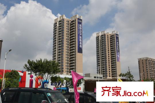 虎門萬達(dá)廣場(chǎng)項(xiàng)目相隔布輔料城