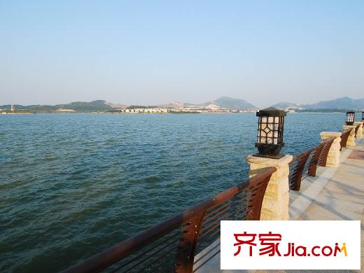 豐泰觀(guān)山碧水?凌峰橫崗湖