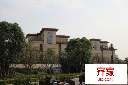 新世紀(jì)君匯半島小區(qū)園林（2015-5-5）