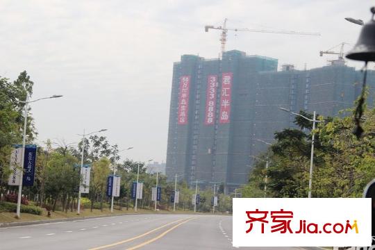 新世紀(jì)君匯半島沿江路（2014-2-20）