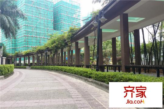 哈平方米小城二期小區(qū)走廊（2015-10-16）
