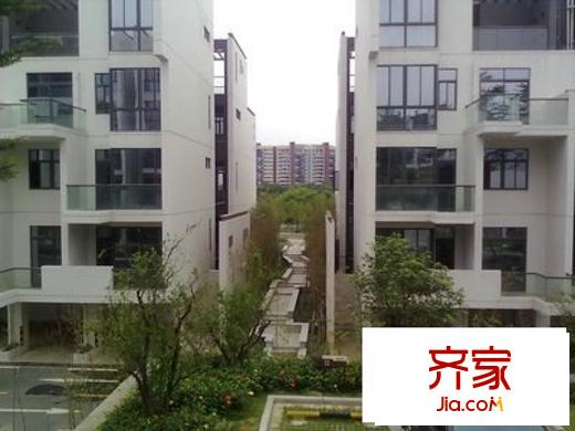 松山湖和堂中國院墅外景圖” 