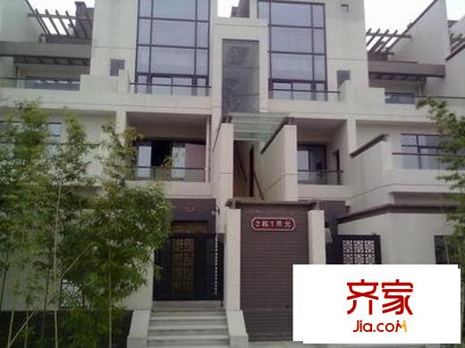 松山湖和堂中國院墅外景圖” 