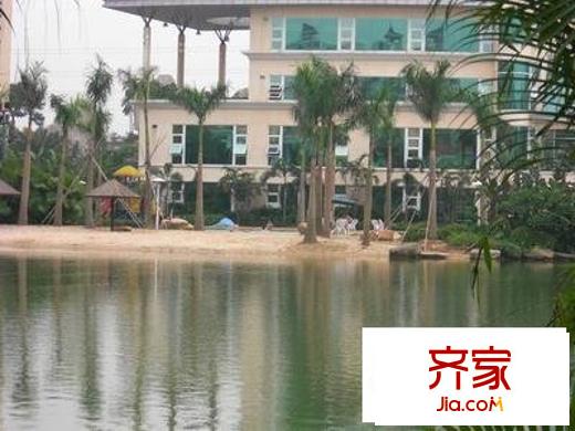 碧湖花園別墅