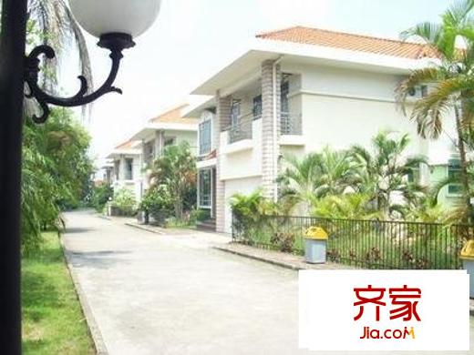 湖景壹號(hào)莊園別墅外景圖湖景壹號(hào)莊園