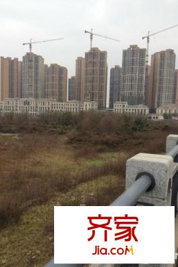 中信城左岸工程進度2015.2