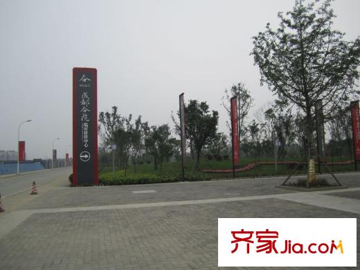 成都合院小區(qū)外道路(2010.07)