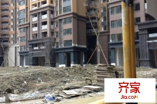 中信城左岸工程進度2015.2
