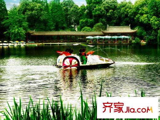 隆鑫十里畫卷棠湖公園