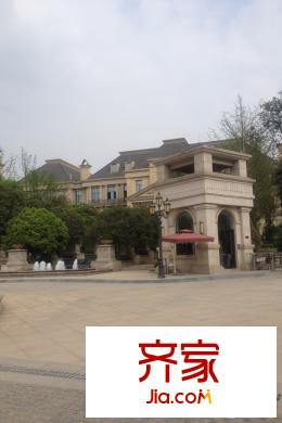 復(fù)地御香山3悅側(cè)立面（2015-3-29）