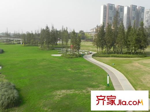 繽紛翡翠灣公園