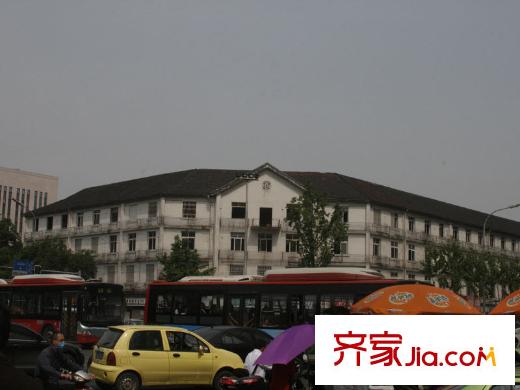 荷花名都項(xiàng)目周邊金牛萬達(dá)廣場(chǎng)