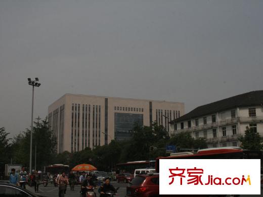 荷花名都項(xiàng)目周邊金牛萬達(dá)廣場(chǎng)