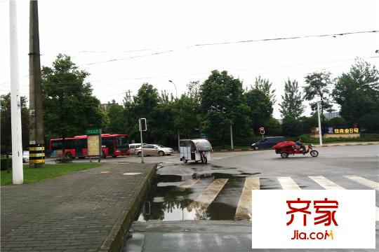佳兆業(yè)8號項目周邊道路（2015.09.10）