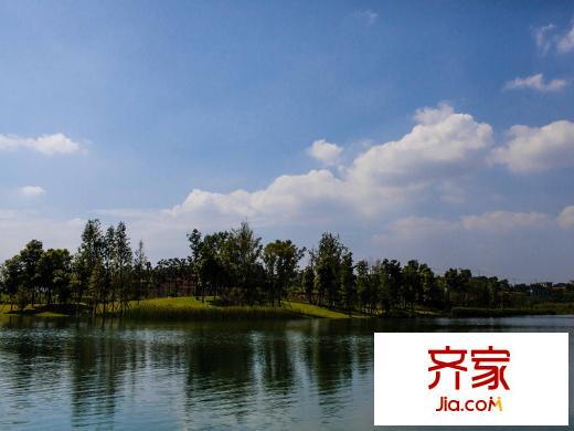 麓湖生態(tài)城瀾語溪岸外景圖實景圖3（2013-09-01）