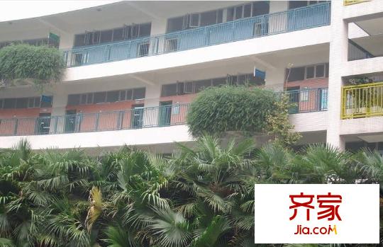 好萊塢廣場外景圖