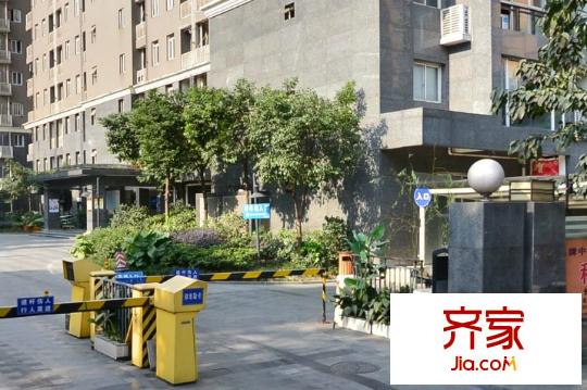 華西國際外景圖