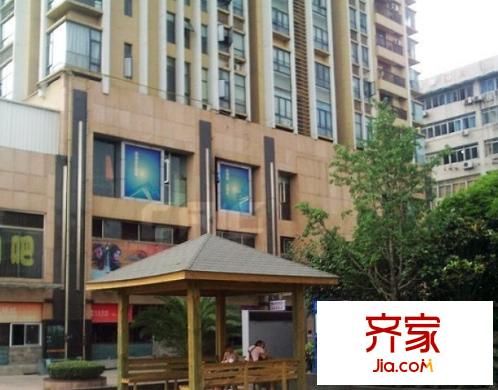 華西國際外景圖