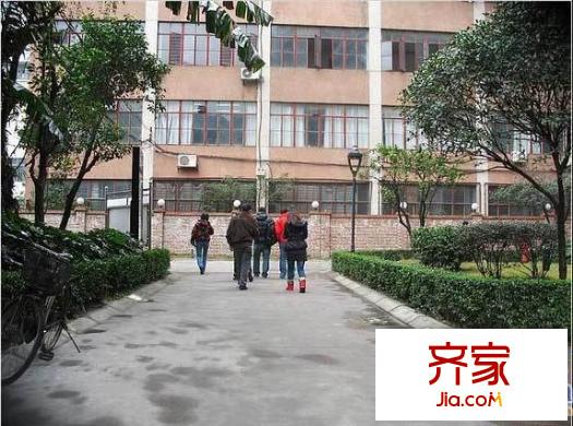 省教育學(xué)院宿舍外景圖