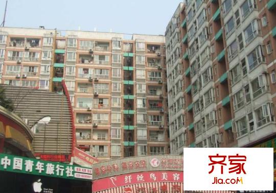 花好月圓外景圖