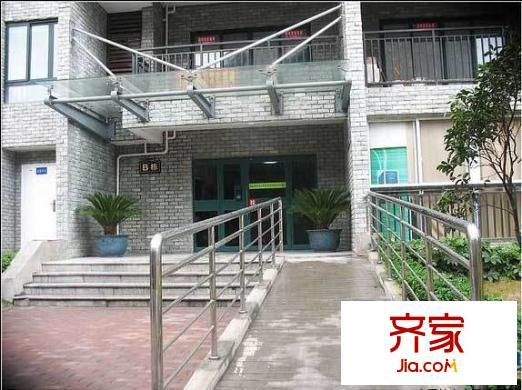 省教育學(xué)院宿舍外景圖