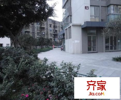 雙城外景圖
