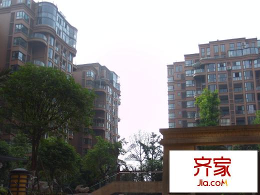 成都新天地實景圖小區(qū)（2012.4）