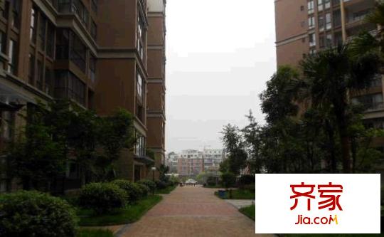 弗客城外景圖