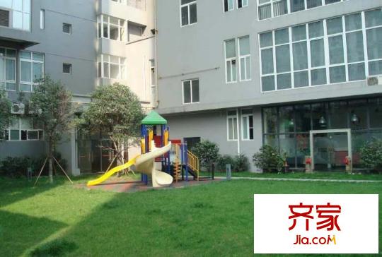 上層建筑外景圖